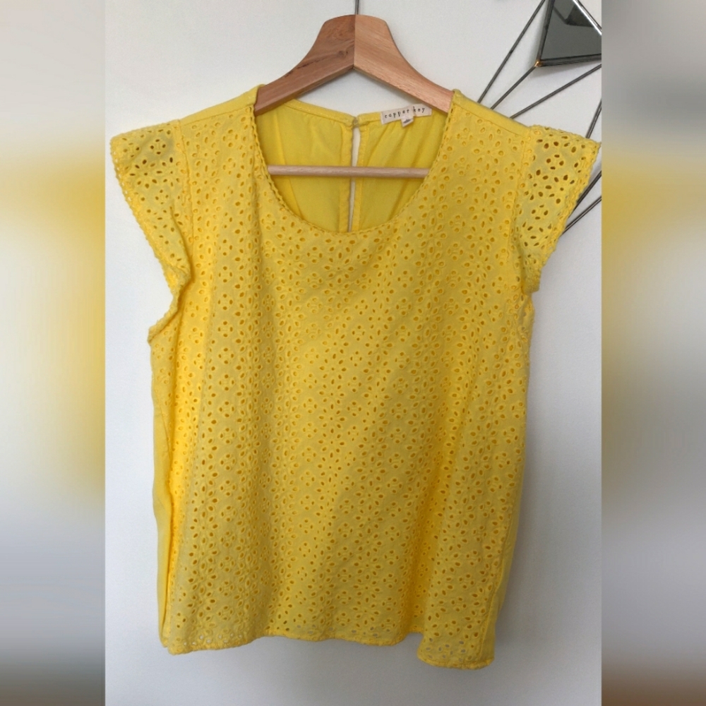Copper Key Eyelet top, size M
